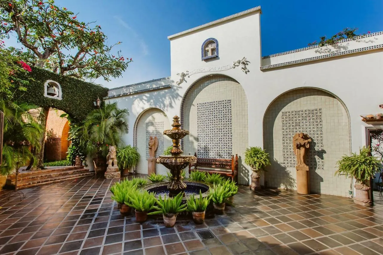 ホテル Hacienda San Angel プエルトバラータ